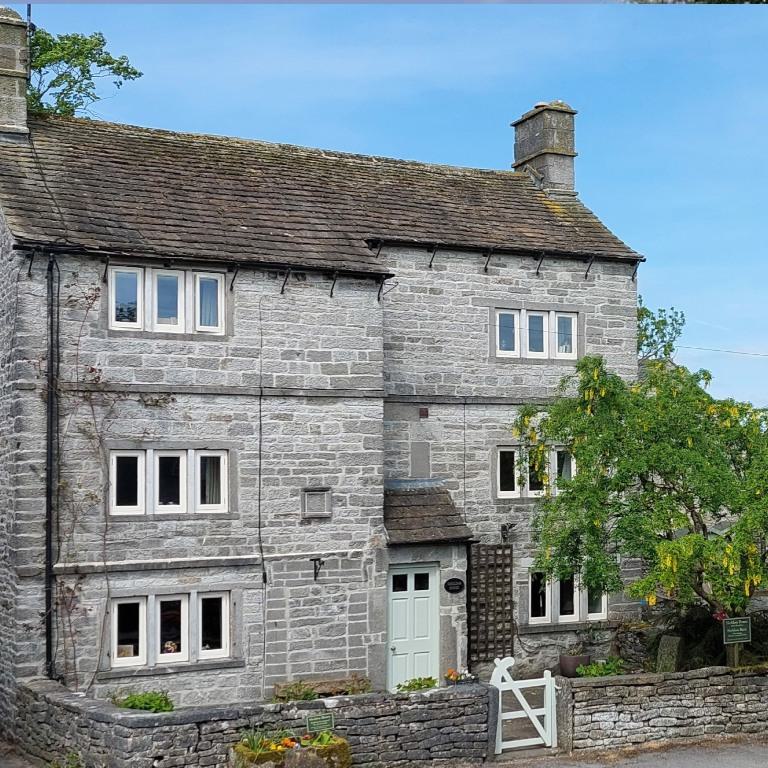 Band B Sheldon House 768