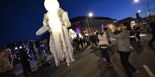 Derby Feste Totems 2 c Tom Morley