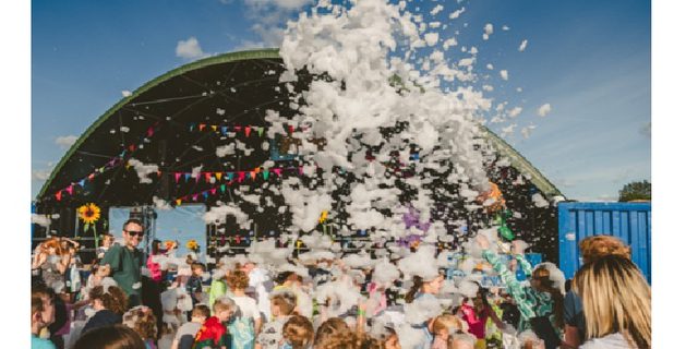 Farnarama National forest Foam party