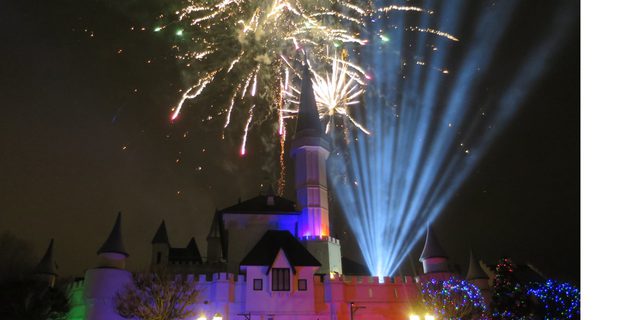 Gullivers Fireworks castle