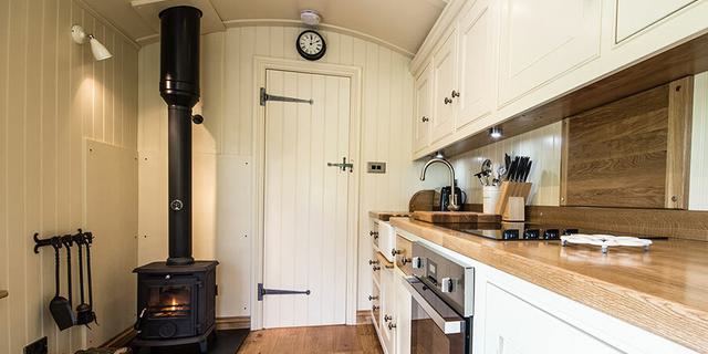 Oaker Farm Cottages Haddys Hut fire in hut 1220 x 620 uploaded 1729911562