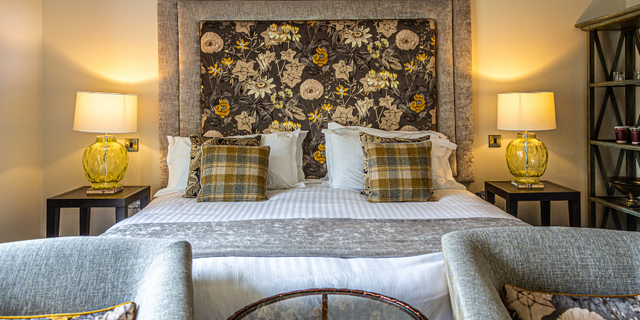 Peak Edge Hotel VDPD Room